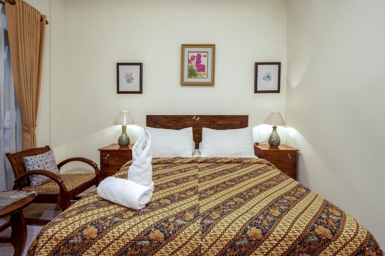 Sekararum Butik Syariah Guesthouse Bandung Exteriör bild