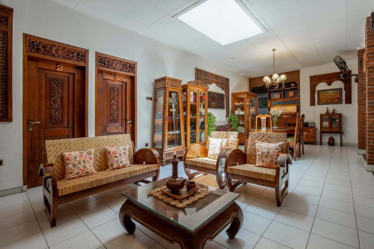 Sekararum Butik Syariah Guesthouse Bandung Exteriör bild