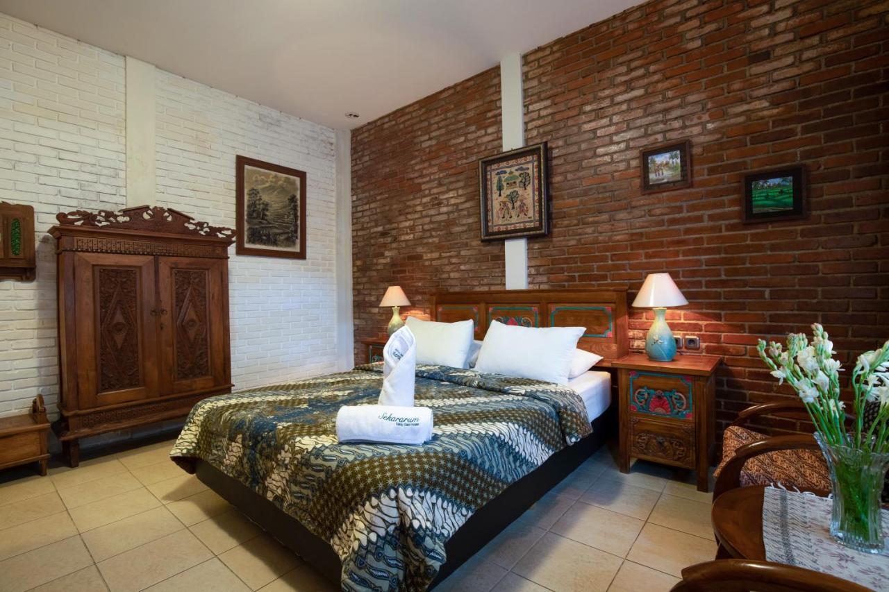 Sekararum Butik Syariah Guesthouse Bandung Exteriör bild