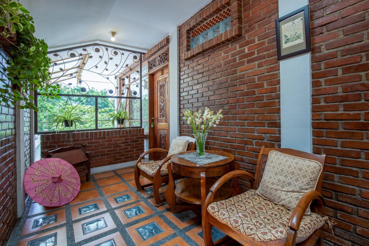 Sekararum Butik Syariah Guesthouse Bandung Exteriör bild