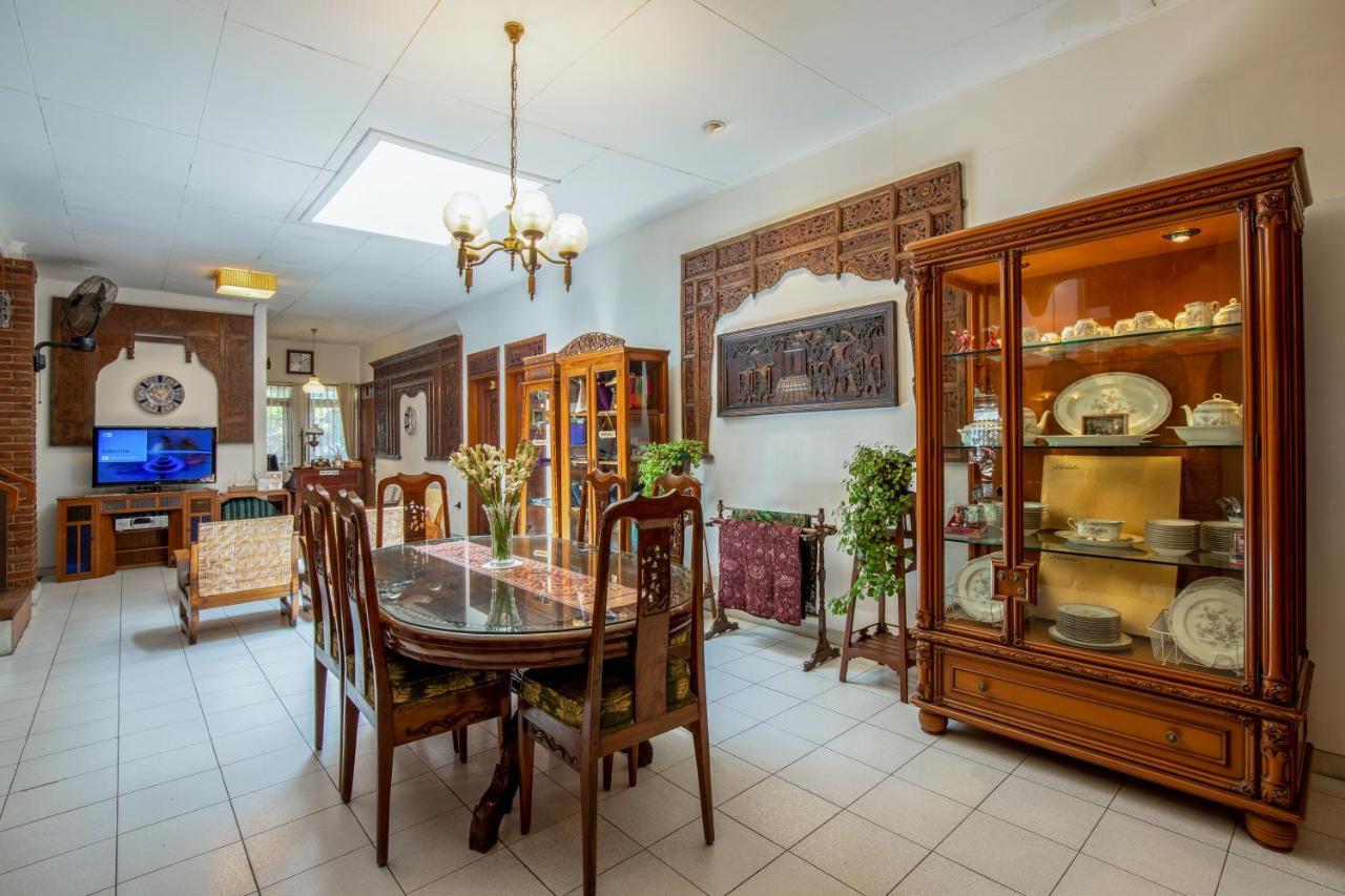 Sekararum Butik Syariah Guesthouse Bandung Exteriör bild