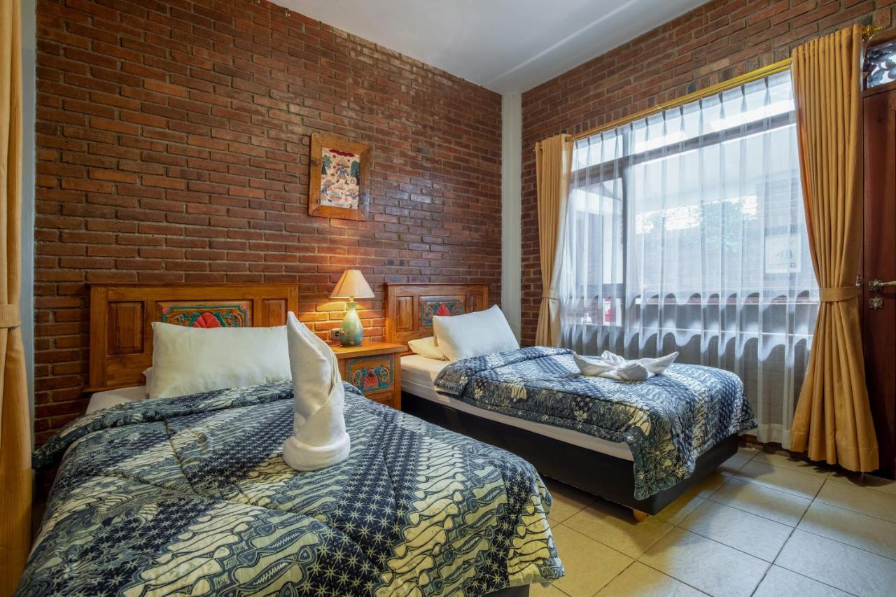 Sekararum Butik Syariah Guesthouse Bandung Exteriör bild